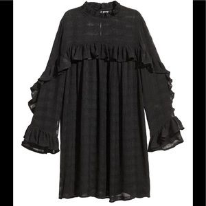 H&M Black Woven Ruffe Dress